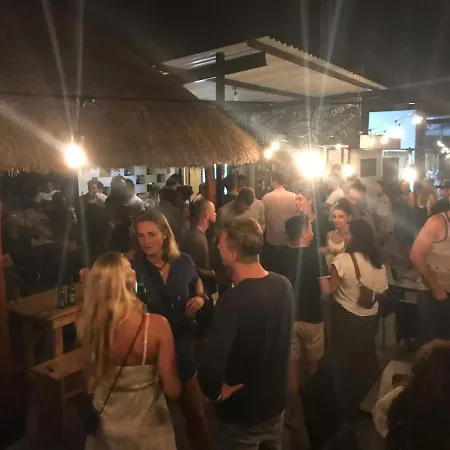 Hostel Straw & Rooftop Bar Tulum