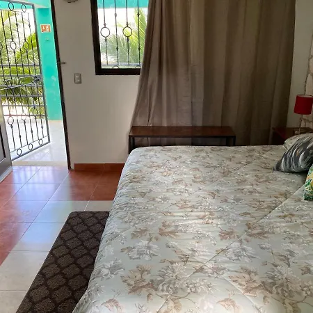 Andrea's Hotel 3*