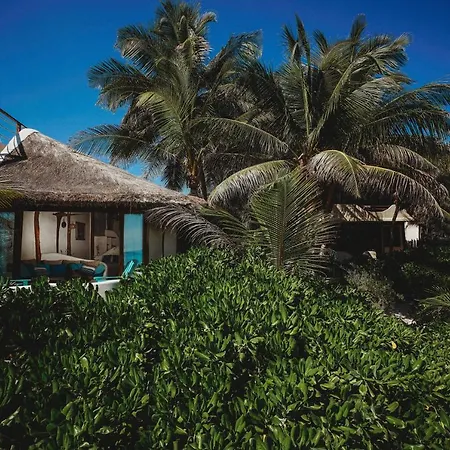Hotel Mahayana Homes