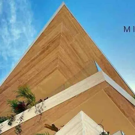Mistiq Largest Ph With Gym, Club Shuttle & Fast Wifi Apartment Tulum