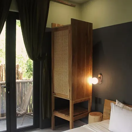 Loba Male Only 4* Tulum