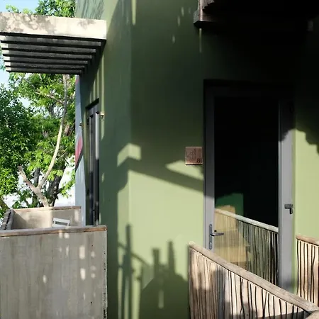 Loba Male Only Bed & Breakfast