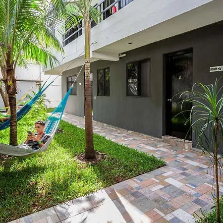 Che & Bar Adults Only Hostel Tulum