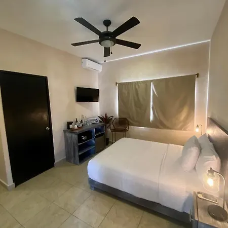 Hotel Barbarella (adults Only)