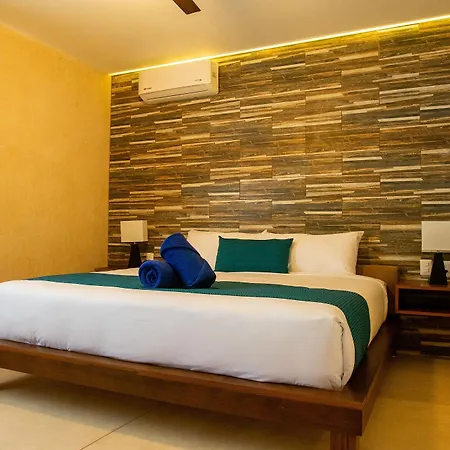 Azul By Guruhotel 3*