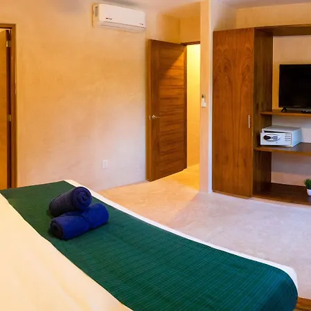 Hotel Azul By Guruhotel