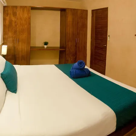 Azul By Guruhotel Hotel