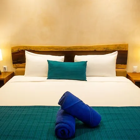 Hotel Azul By Guruhotel Tulum