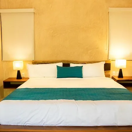Azul By Guruhotel