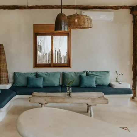 Hotel Mahayana Homes Tulum