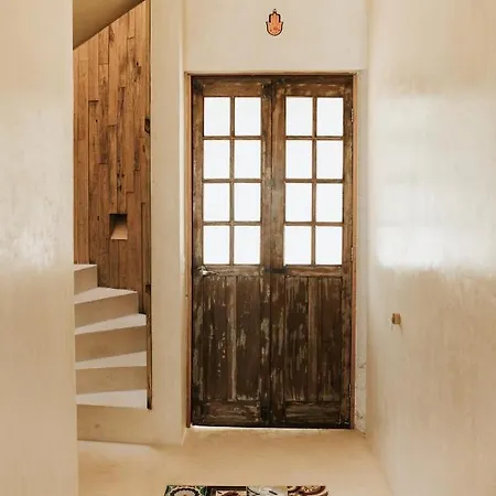 Hotel Mahayana Homes
