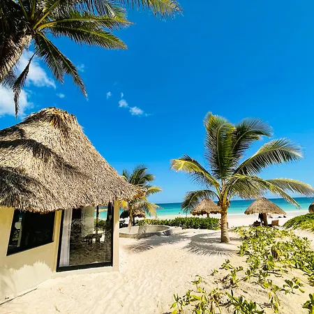 Maya By G Hotel 4*