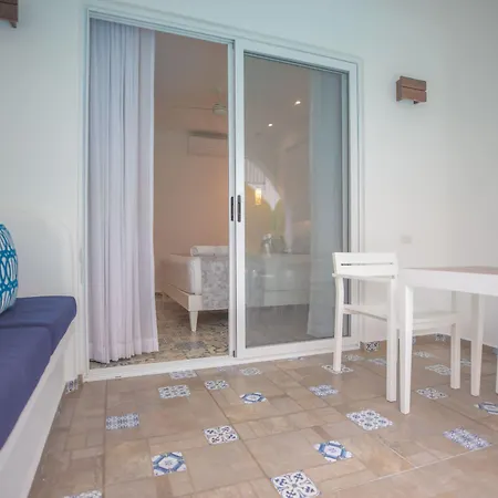 Mediterraneo Hotel