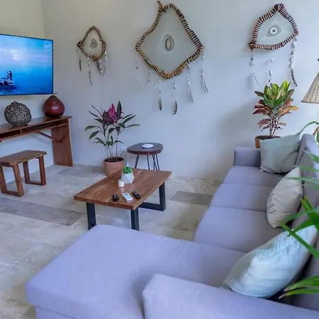 Apartment Exquisite Jungle W/private Pool!
