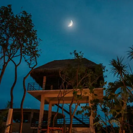 Adora Distinctive Residences Aparthotel
