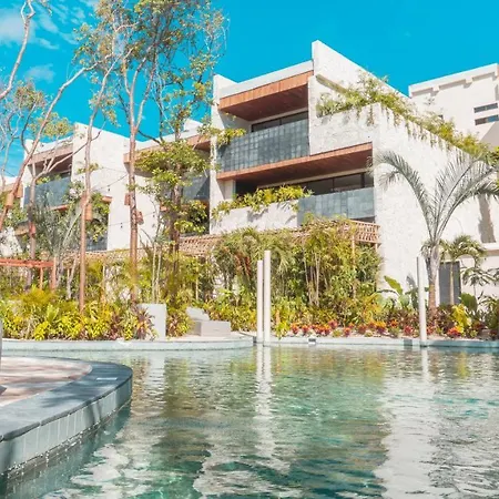 Adora Distinctive Residences Aparthotel *