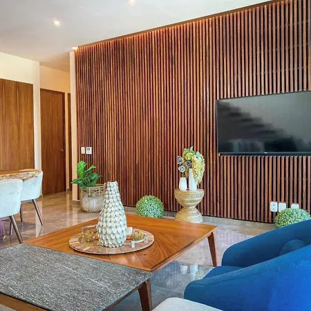 Luxury & Exclusive Private Plunge Pool & Terrace Gym & Shared Swimming Pool