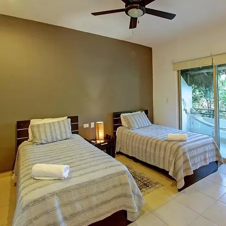 Apartment Ph2br 2bth /private Rooftop /2 Jacuzzi /aldea Zama