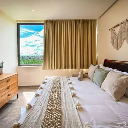 Luxury & Exclusive Private Plunge Pool & Terrace Gym & Shared Swimming Pool Apartment