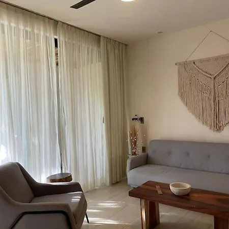 Apartment Etnica Ku-by Baak A1 *