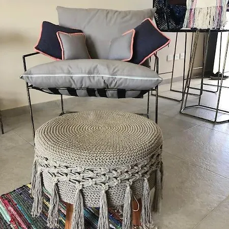 Near Beach+jungle Views. King Bed+220 Megs+2 Bikes Apartment *
