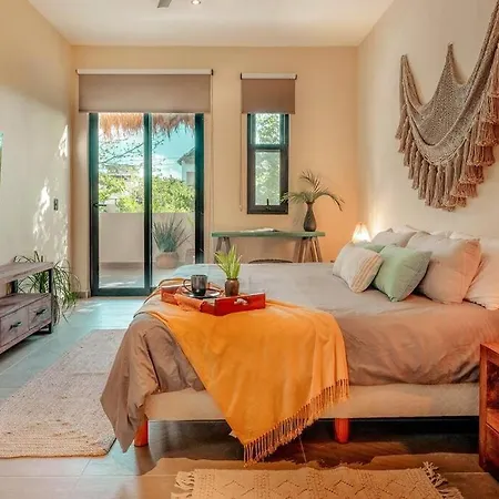 Antique House At Shiva's - * Tulum