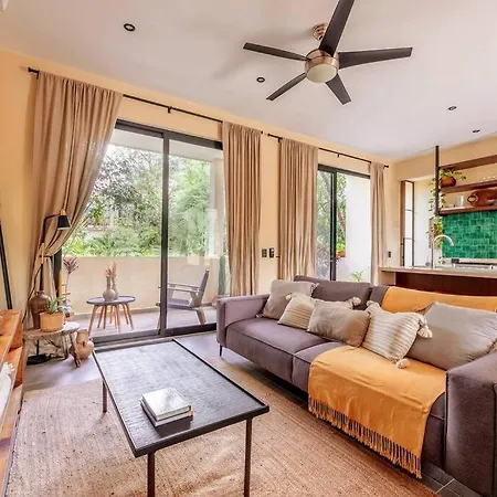 Villa Antique House At Shiva's -