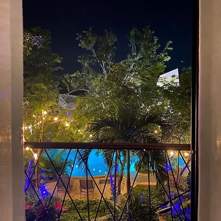 Apartment Jungle & Private Patio *