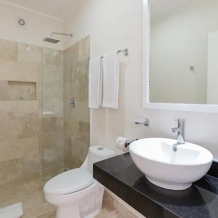 2br Apt W/ Rooftop Pool And Nearby Restaurants * Tulum
