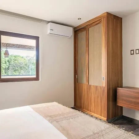 Apartment Charming Jungle Gem W/ Private Pool *