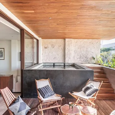 Charming Jungle Gem W/ Private Pool Apartment