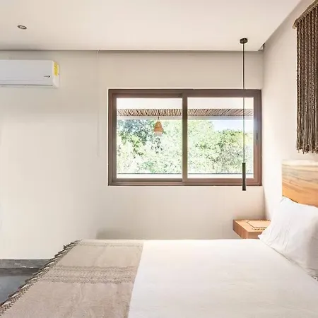 Charming Jungle Gem W/ Private Pool