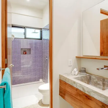Apartment Private Patio Plunge Pool & Electricity Included *