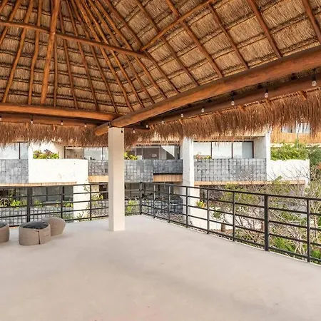 Charming Jungle Gem W/ Private Pool