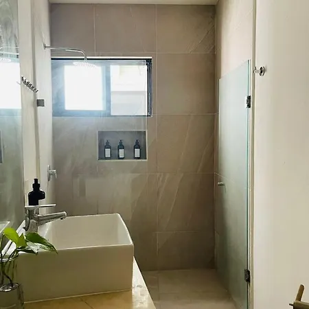 F3 Elementus Apartment