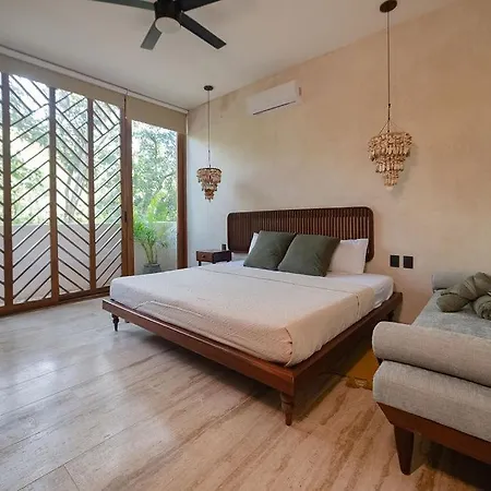 Ceres Boutique Villa
