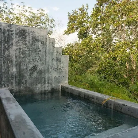 Ceres Boutique Villa *