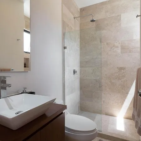 Casa Harmony- Relaxing Townhouse With Pool & Fast Internet 500mb
