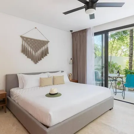 Holiday home Baak- A104 Beautiful Studio 360º Rooftop Pool Gym Fast Wifi