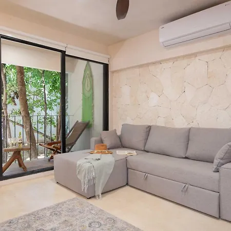 1 Bedroom With Private Pool Apartment *
