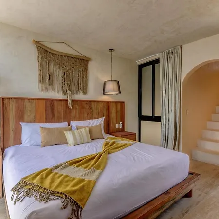 Eterna Hotel 4*