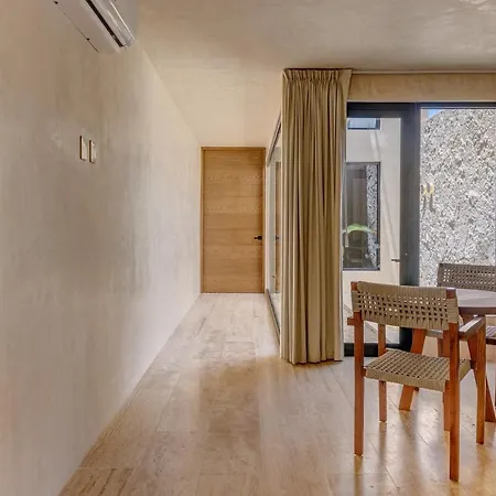 Hotel Eterna 4*