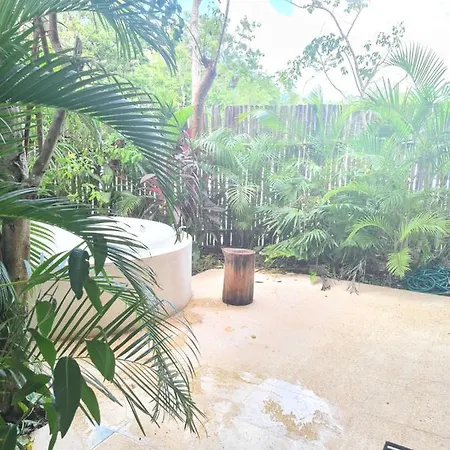Incredible In With Private Jacuzzi Apartment