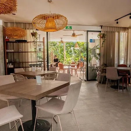 Tuk Rooftop Studio Private Pool *