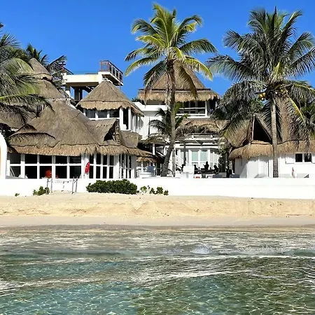 Shambala Petit * Tulum