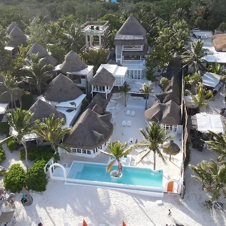 Shambala Petit * Tulum
