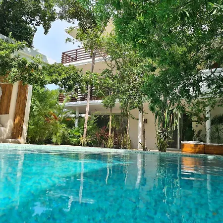 Apartment Incredible In With Private Jacuzzi