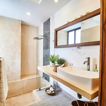 Neem 14 1br Bohogem In The Heart Of