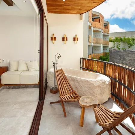 Aparthotel Adora Distinctive Residences *