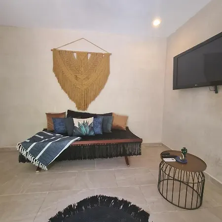 Apartment Incredible In With Private Jacuzzi *